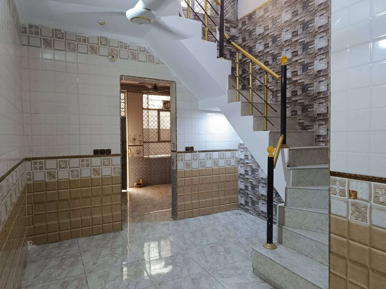 بيت 50 متر للبيع طابو زراعي سند 25  أقرار محكمه شارع الجاير حي ذو الفقار السكني قرب اسواق  برتقالة كافة الخدمات ماء مجاري كهرباء تبليط كامل  تجيب غراضك وتكعد للاستفسار ***********
