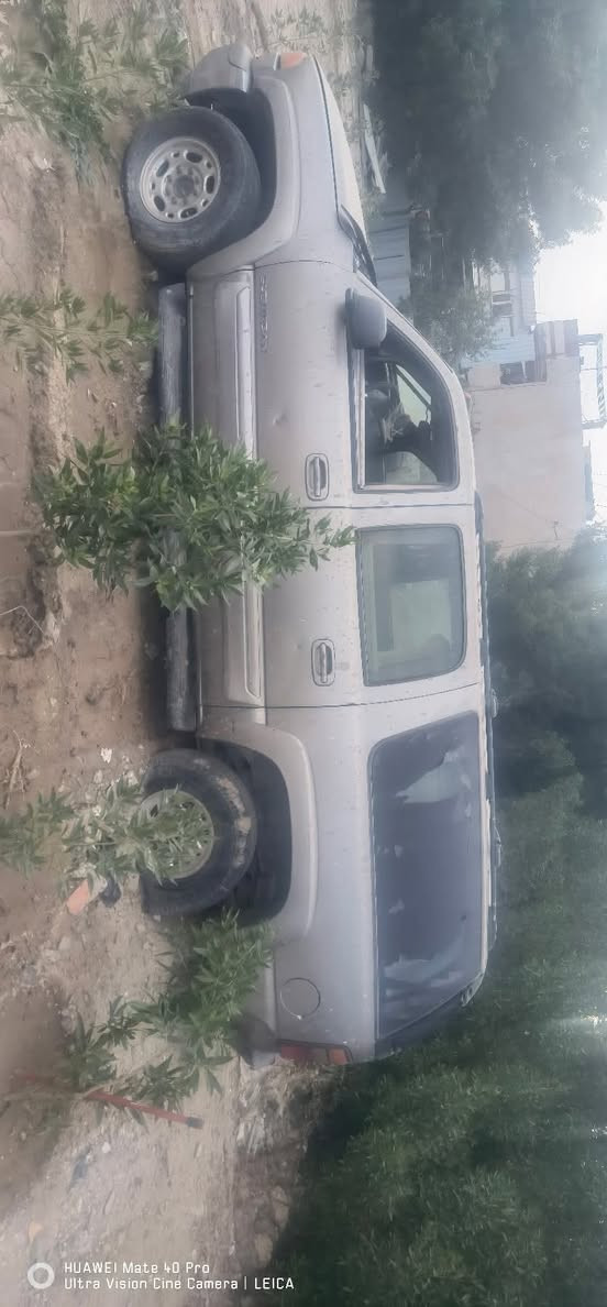 للبيع... ادواااات
جمسي فحل ٢٠٠٧ السياره متروكه صار شهرين تقريبا
محرك ٨١٠٠
كير ومحرك وصدر وكهربائيات كله شغاله وبحاله جيده
نقصها زجاج عدد ٣ وبك لايت خلفي وتخم التايرات
جانت مدرعه عمل وشلناه التدريع
السعر ٣٥ ورقه وبيه مجال مكانها بغداد
الي يحب يتصل *********** بي واتساب
ملاحضه كل غراضها موجوده يعني ما مفتوح منها اي شي بس دهن وباتري وتشتغل
