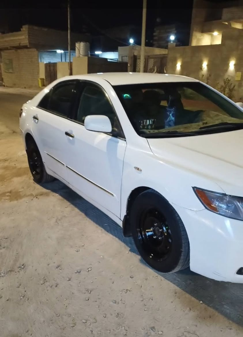 2009 خليجي تكسي دبي صبغ عام بدون ضرر رقم انكليزي السيارة خير من الله   موجودة بالبصرة السعر 79
***********
