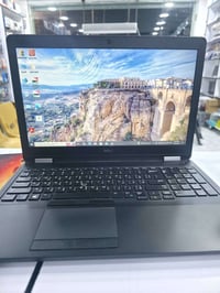Dell Latitude 5570 • i7 الجيل السادس • كرت شاشة AMD