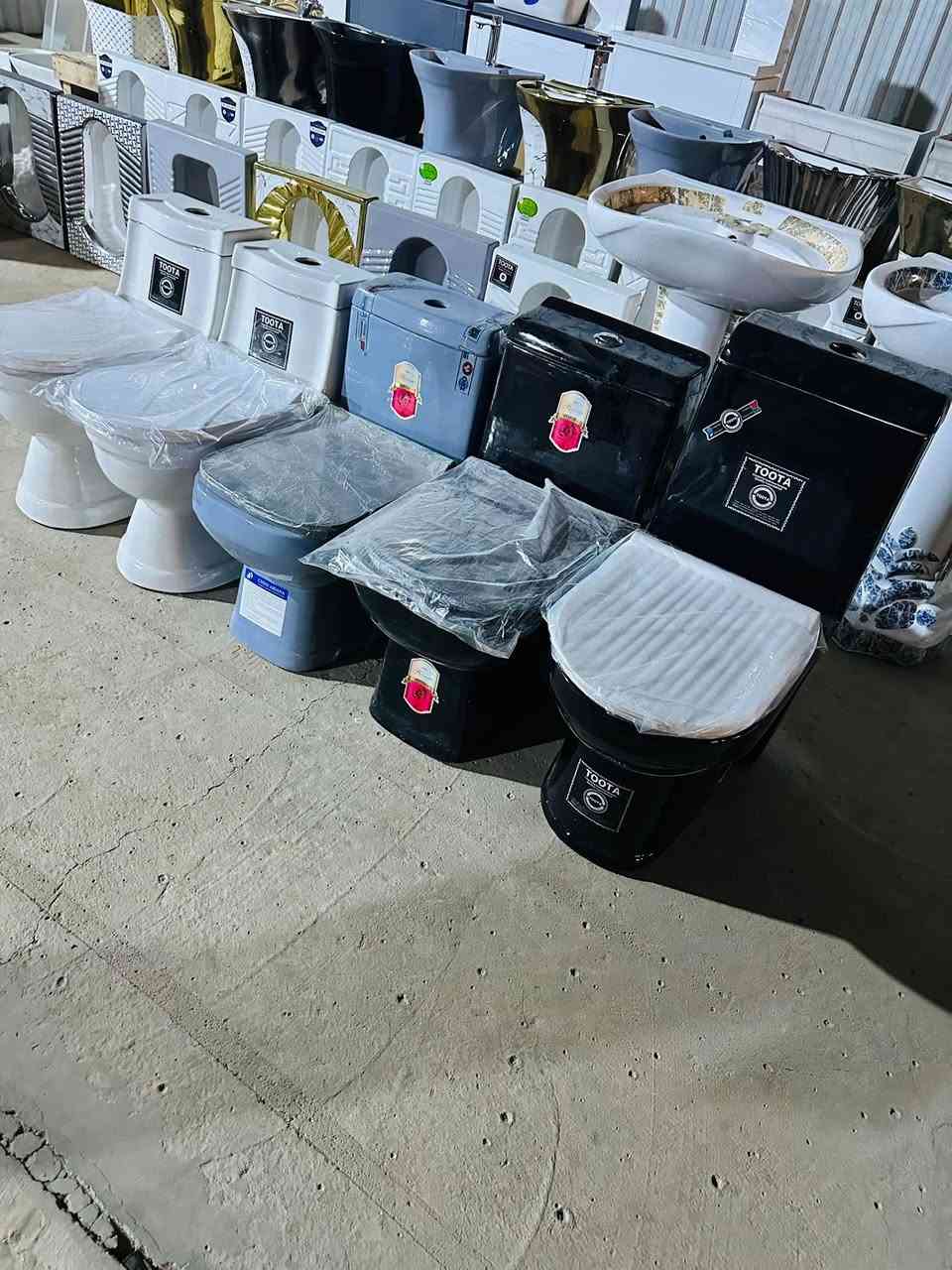 إلى وكلائنا في العراق وصول لدينا مغاسل وغربي ومقعد شرقي اسود جميعا اسعار تنافسيه إلى اصحاب مجمعات ومحلات العنوان بابل قرب البوابه ***********
