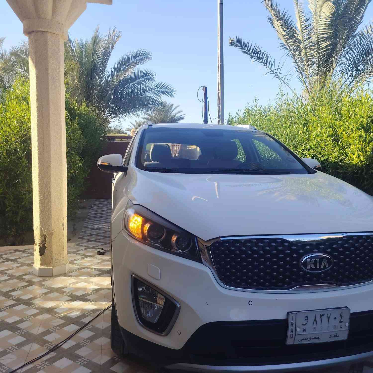 السلام عليكم
سورنتو 2017 خليجي فول مواصفات بدون بانوراما  سونار مرفق بالصور 
رقم بغداد تحويل مباشر 
السعر / 215 $ 
للاستفسار / ***********
