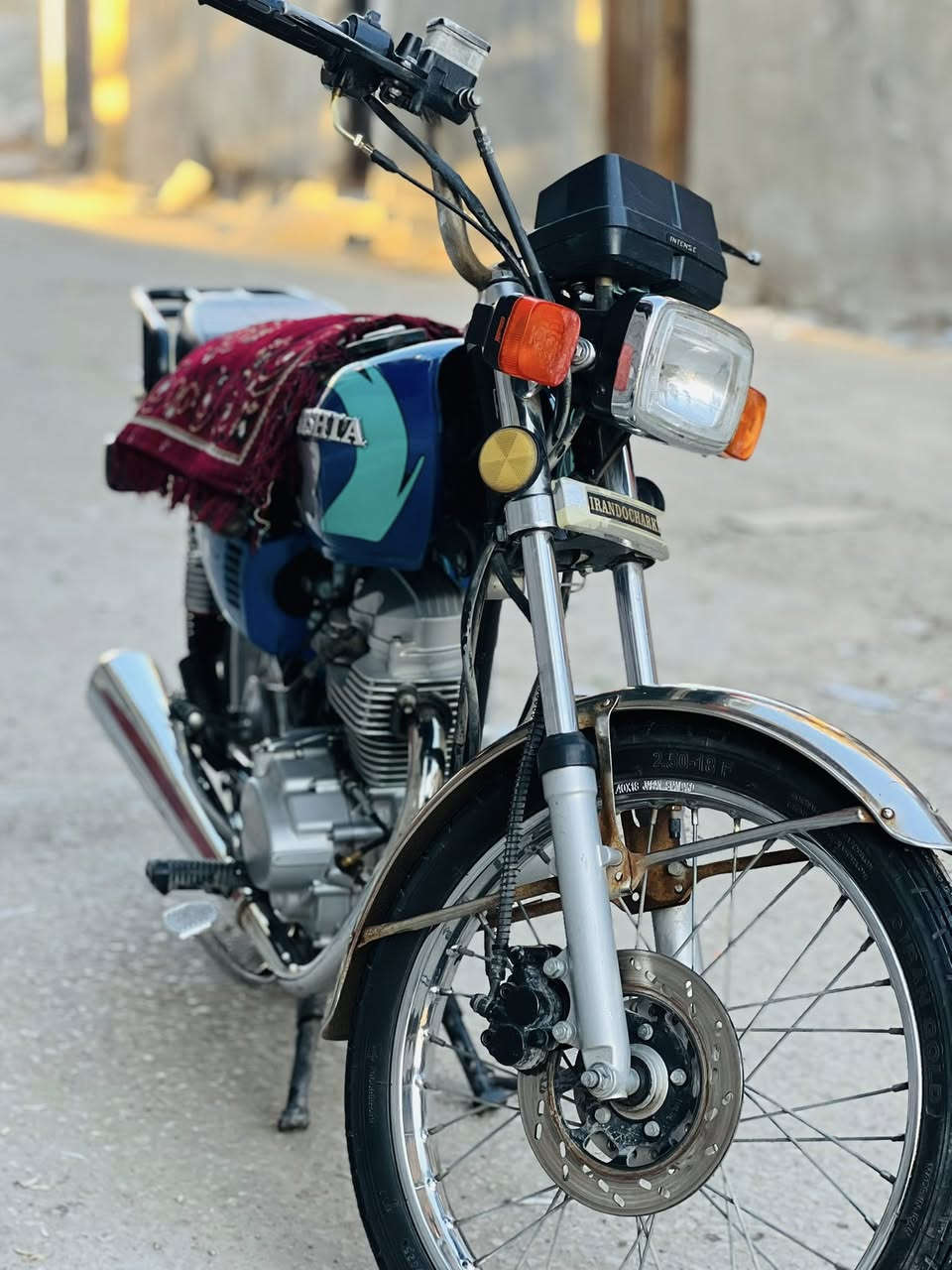 سلام عليكم دراجه البيع اوراق اصولي 2021دراجه كايمه بس تجفيت دراجه ماعايزه شي جاهزه كلشي  ***********.   السعر 550وبيه مجال ….
