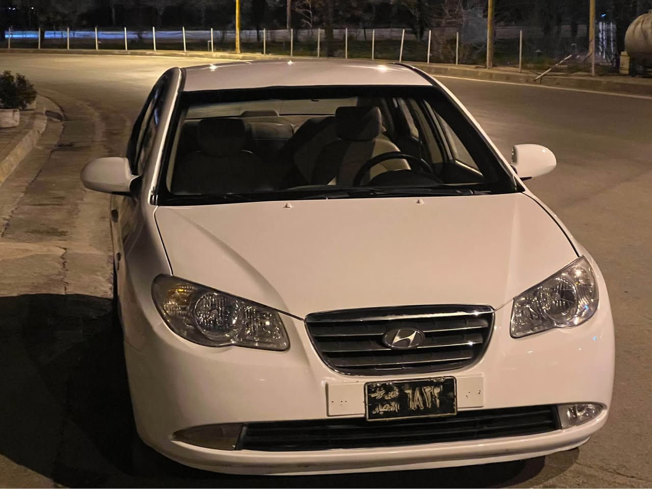 سه ره تا به ناوى خواى گه وره  
هوندا ئاڤانتى براوه ى دوبه ى تازه داخل بوو موديل ٢٠٠٨ سه ياره كه حمام و پوليش كراوه بى چال و شوخت گيرو مه كينه ى بي عه يبه سه رفو بوخارى نيه  پيشو دواى كه پسه بي دعم و ليدراوه ناوزه رد جلد وحاسه و ڤوليوم جام و كاره باى و گه رمى به ستراوه سه قفى بوياخ نيه كه ڤه رگوراو نيه نرخى ٥٠ گه لاو مه جال 
                                                                  ***********
                                                                  ***********
شوين هه له بجه ى شهيد حلبجة, السليمانية
