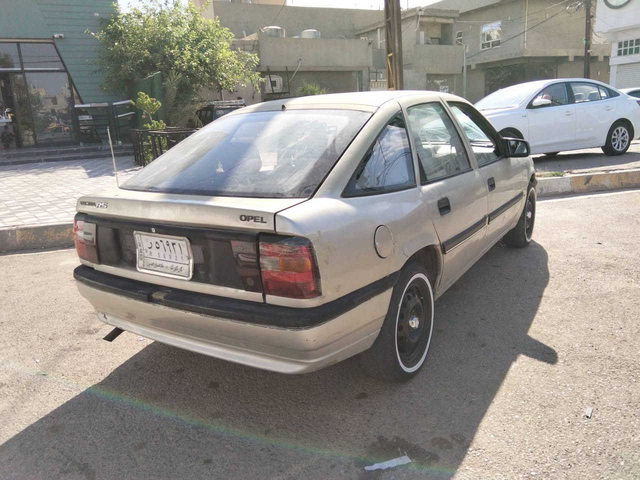 اوبل فكتره موديل 1992 رقم كركوك مشروع وطني سنويه جديد لحد 2029بطاقه بانزين بي صبغ عام ظرر جامرلغ  الخلفي  فقط كبير محرك بشرط محرك حجم 18 قفل مركزي شرط التحويل سياره بسمي.. الاتصال *********** عنوان كركوك قرب كراج بغداد السعر 30 بي مجال قليل
