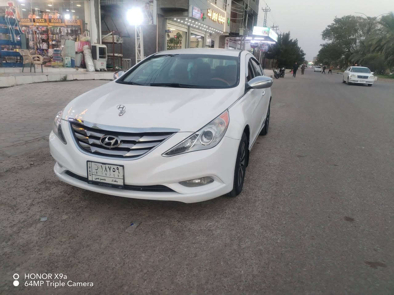 سوناتا 2012
تحية طيبة
هونداي سوناتا 2012 امريكي
داخل بيجي
كير ومحرك كفاله
كير اوتماتيك
محرك جديد 2400 جي دي اي
صدر كهربائيات تمام
تدفئه وتبريد
دواخل السيارة نظاف
سيارة جاهزة للاخير 
مكان السيارة صلاح الدين بلد
*********** واتساب واتصال
*********** واتساب واتصال
السعر 110 وبيها مجال
