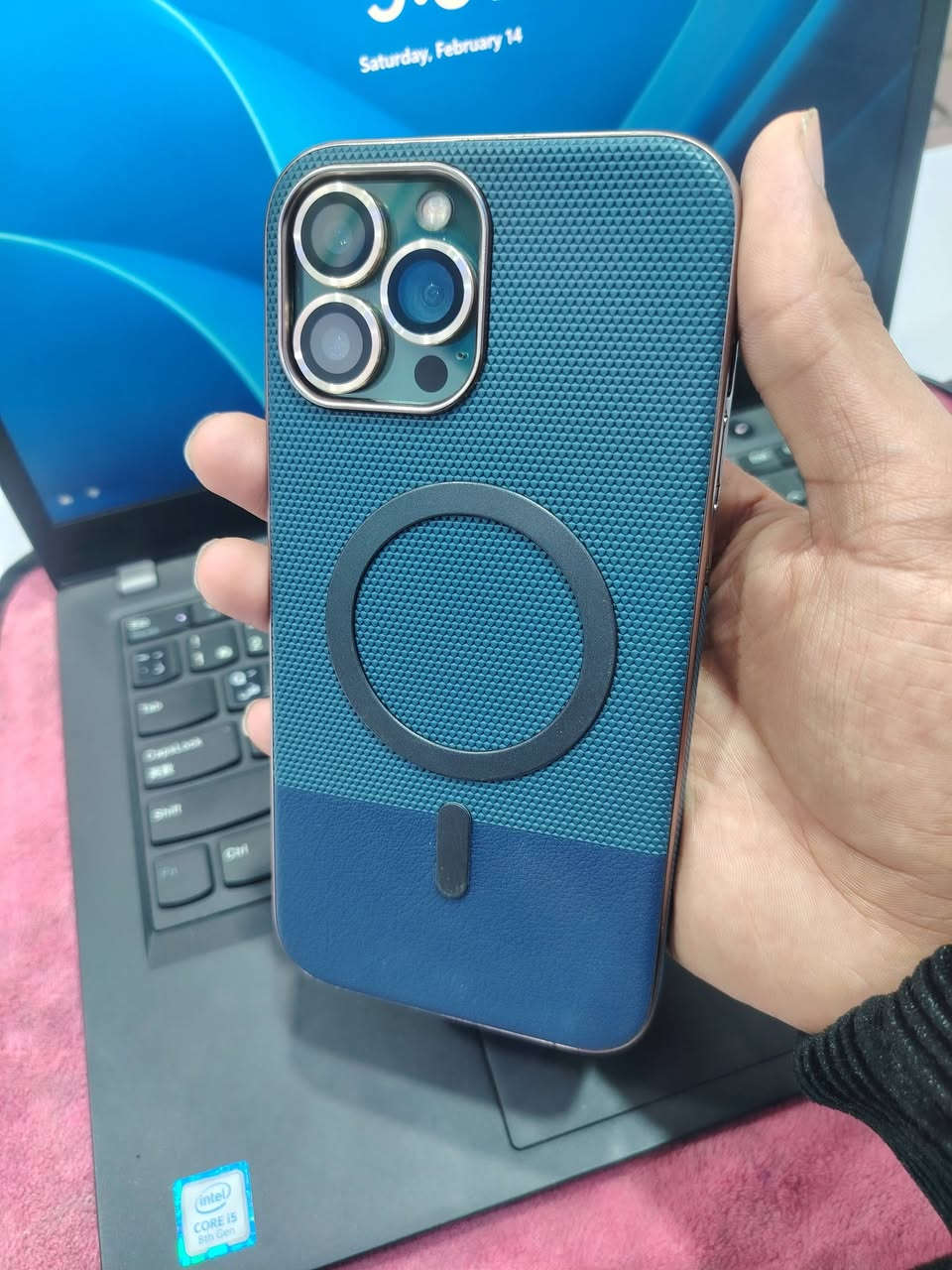 ايفون13برو ماكس ذاكره256 مبدل شاشه وبطاريه100 كلشي شغال مابي أي خلل ويا شاحن اصلي تك خط سعره385 ويرهم مراوس ***********مكاني نجف
