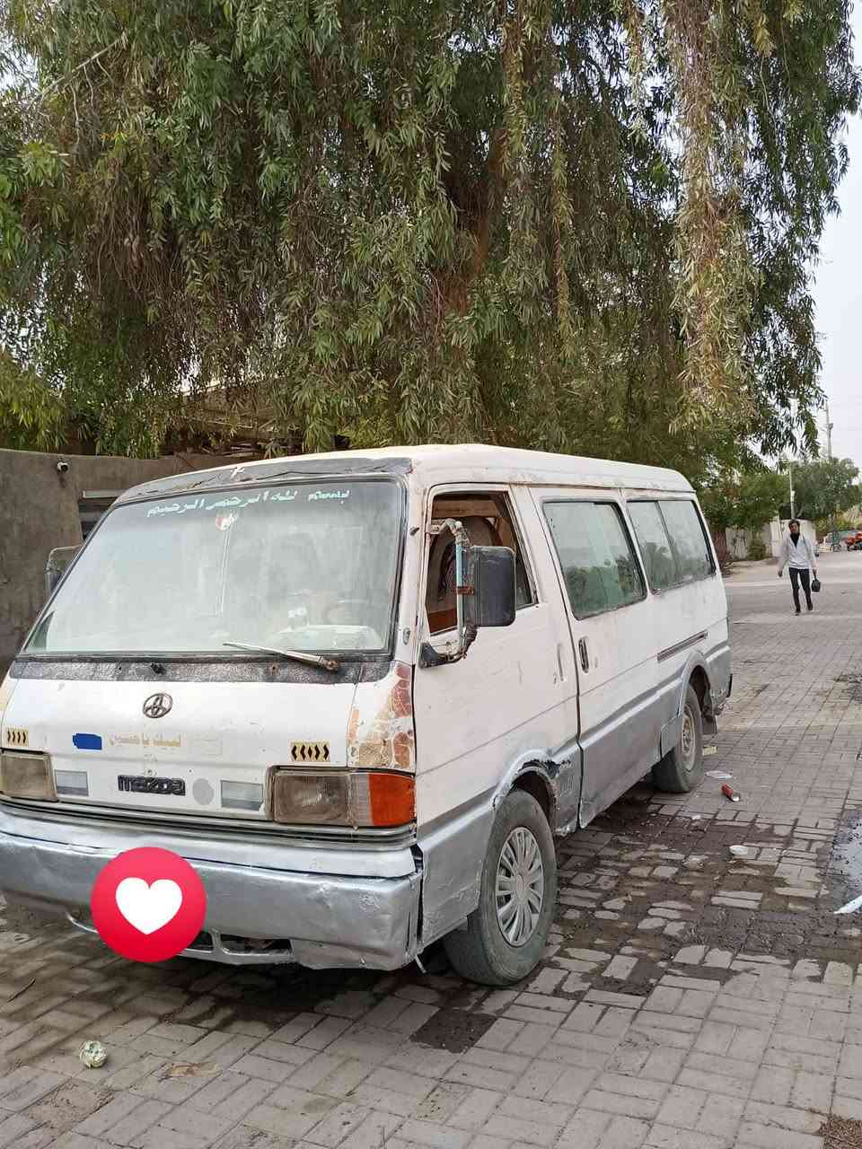 مازدا اجرة موديل1990
14راكب اللون ابيض دواخل نضيفة محرك نضيف بطة أكسن كير كله نضيف اوتماتيك كله ياباني للأستفسار الاتصال على الرقم التالي او واتساب:  ***********
