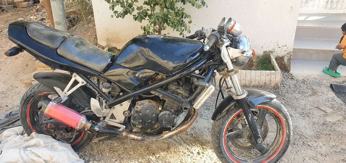 بانده ربع للبيع أحلى من الصور وبكل وقت نكره سلف


**إذا كنت صاحب هذا الإعلان وتريد حذفه لأي سبب، رجاءا أرسل رسالة إلى الدعم الفني**