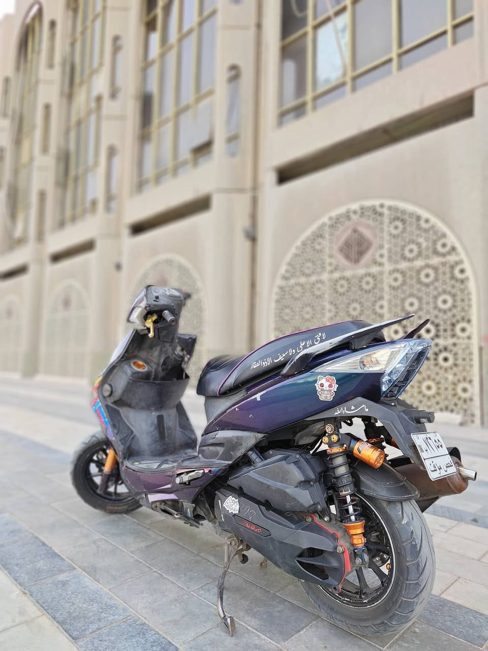 السلام عليكم
كامكو رايسنك نوزل 150 
مكينه ممفتوحه بلاديه 59 لا تبخير لا صوت خير من الله نضافه الكفرات 75% الدشبول شغال رون وبانزين فقط الكيلو متر واكف كهربائيات كلهن شغاله سكن ودبل اشاره ولايت زنون دبل وسطاب لايت دراجه حلوه وقويه وشوفت عينك هيه تحجي الدراجه خير من الله وعليها قطع تزويد : 
1 صالنصه ADV 
2 يدات بريك NCY 
3 كلج خلفي رياضي 
4 كلج امامي رياضي 
5 قبق فلاوين Twpo 
6 ويل امامي خلفي رياضي 
7 فج امامي برمبو وصينيه رياضي 
8 قبق بانزين رياضي 
9 سبايدر قطعتين رياضي 
10 صدر امامي DY رياضي 
11 دبلات خلفي رياضي 
12 قبق كلجات كوسو 
13 دوشمه كشن رياضي 
14 قطره دهن رياضي 
اسف ع اطاله مكاني بغداد شارع حيفا 
رقمي *********** ملاحظة الدراجه مصبوغه لون متغير
