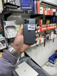 آيفون ١١ برو • ٢٥٦ • نظيف