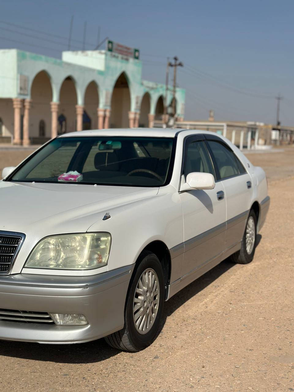 السلام عليكم ملكه مديل 2001 ادوات ادوات دكمتين برده خلفيه كرستال اصل سياره خير من الله كصه قماره الاتصال *********** السعر ٥٥ بيه مجال بسيط
