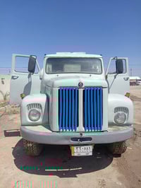 سكانيا١١١موديل٨٢للبيع سنويه لوري للبيع الأتصال على الرقم ٠٧٨٢٧٢٥٠٥٧١