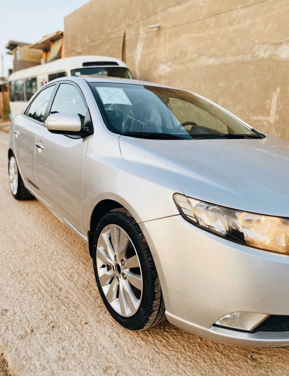 السلام عليكم سيراتو للبيع 2010 فول موصفات رقم سليمانيه نكليزي بسمي تريد تحويل أو  وكاله مكينه كير حداديه تبريد كله جديد السياره مكفوله كفاله عامه مكاني بابل حله بكرلي الاستفسار ***********
