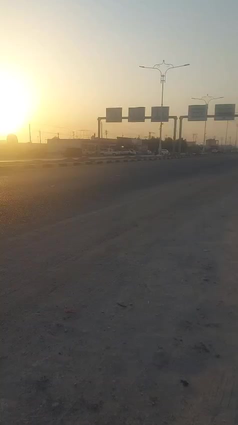 قطعه للبيع مساحه ١٥٠متر   في الناصريه مقابل حي الجوادين   جهة السكان الصناعي عمود ٥٩  كلش قريبه لشارع العام  استفسار  واتساب فقط اكتب تم وتصل واتساب  ***********
