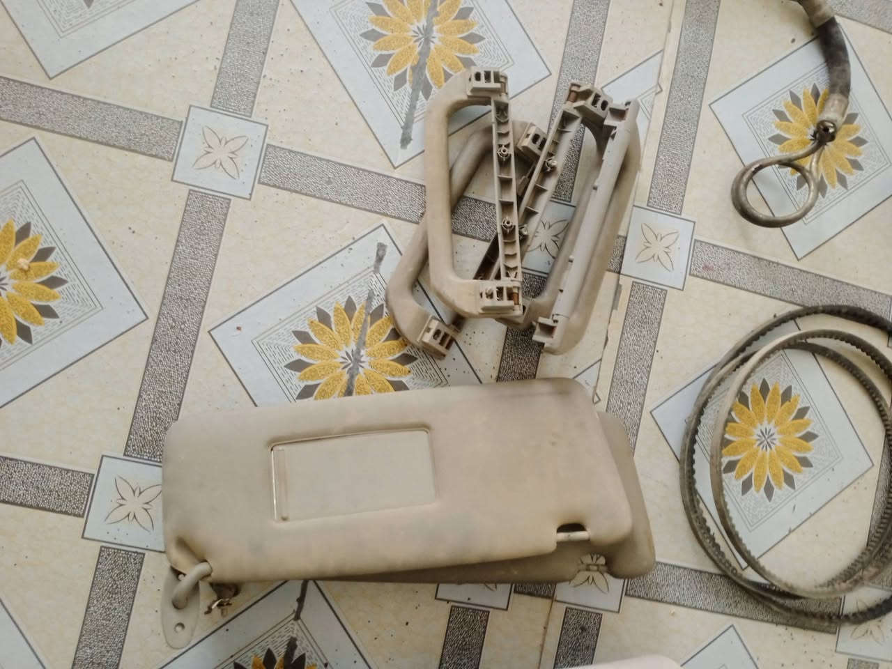 سلام عليكم جميعا من رخصت الادمن شباب اني ع باب الله شتريد موجود +نص مكينا بيها بخار الكور نضيف العنوان بغداد حي النصر ***********

