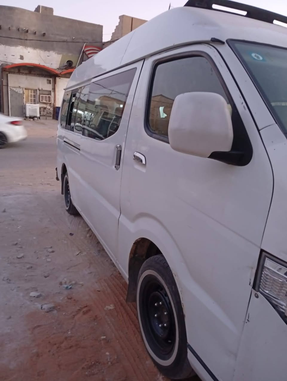 السلام عليكم شيري H5للبيع تفاصيل داخل الفيديو
السيارة كير اكسن مكينة مكفول مكينة 3000VVT
تبريد شغال  محور قطعتين مال ستاركس 
السعر 95$وبيها مجال قليلي مكان السيارة نجف
شراي اتصل وتدلل *********** بي واتساب
