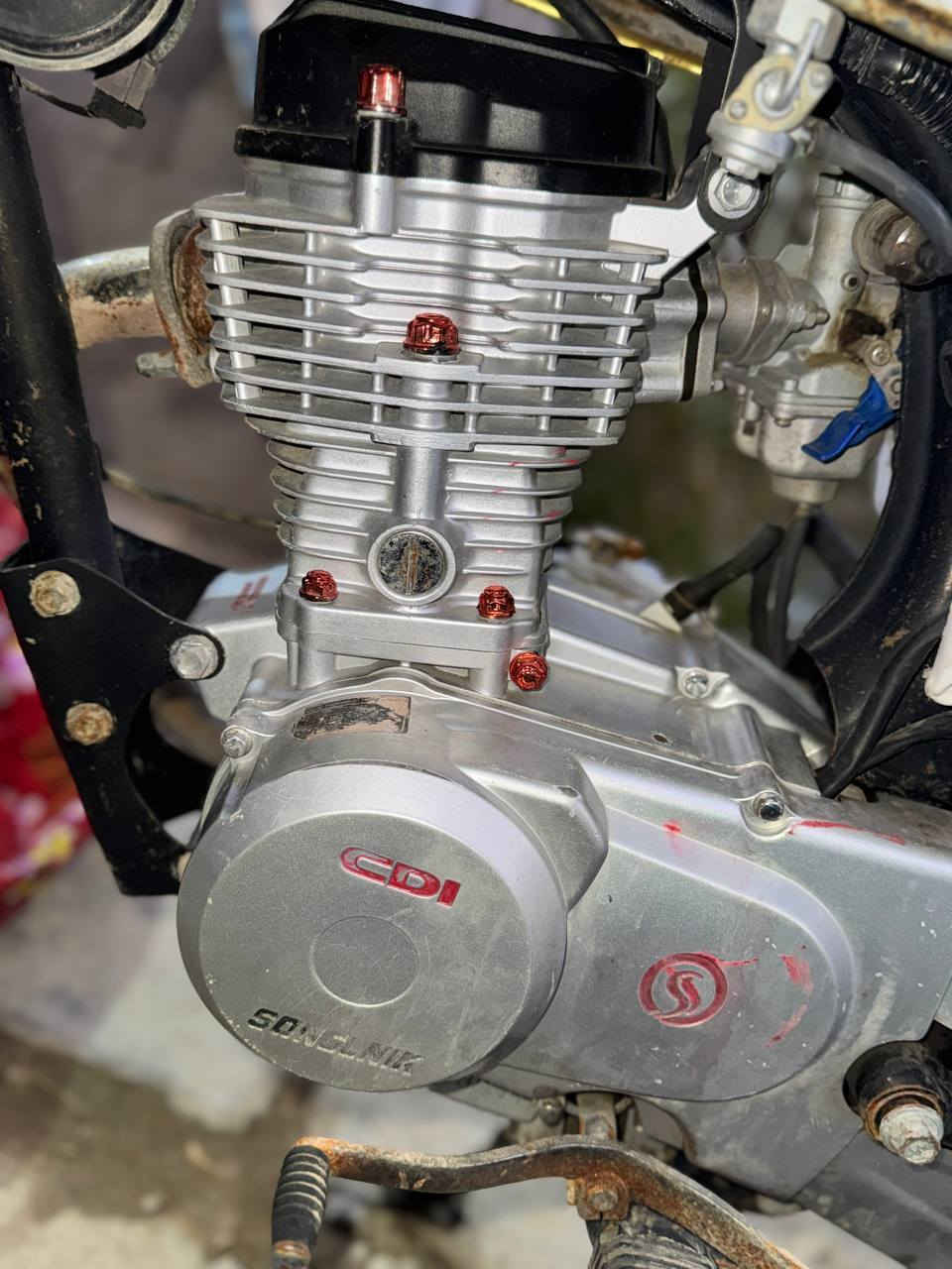 السلام عليكم
الدراجه للبيع اوراق سكنر امانة الله مامفتوح شي بيهه ابد  ***********
