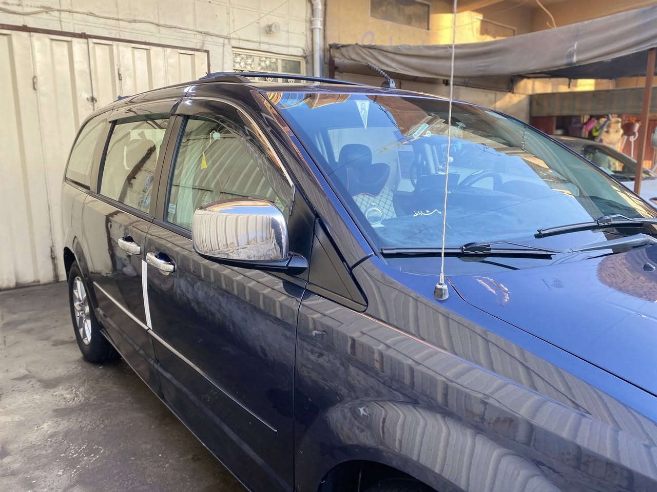 السلام عليكم
_ گرايسلر 2008 للبيع طابه كلين ماشية 160 بدون لاضربة ولاصبغ بس هنا صاير بيها صبغ جوة التريشة مال باب السائق أثر شخط بجم كبس رقم بغداد بسمي الجديد فول مواصفات للأخير 1/1 مكفولة مكينة وكير 3,300 صدر خلفي وأمامي كله جديد تخم تاير
بيبان والصندوك كهرباء 
بيها كشنات جلد اسود مال 2020 
وبيها ويالة مال باسفكا 2023 
والفجوج الحجم الكبير 2 بستم 
لايتات عدسات زرع نهار 
حساسات خلفية 
يدات ومري نيكل 
ومابيها اي نقص ومامتعوبة سيارة جديدة مكاني بغداد الحسينية للأستفسار: ***********
السعر : 130 وبيها مجال قليل
