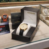 ساعات شباب • قطعتين • يجننن