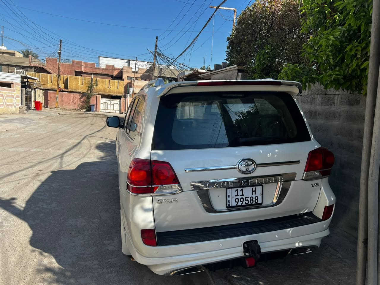 السلام عليكم البيع لاند كروز موديل 11 مكفوله. بس بارد سونار داخل منشور.  سعر 31 بيها مجال عنوان دوره. ***********.
