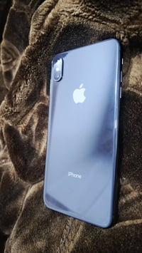 ايفون X Max للبيع او مراوسه داكره 256 بطاريه 90  نضافه 100 ب 100  فقط ...