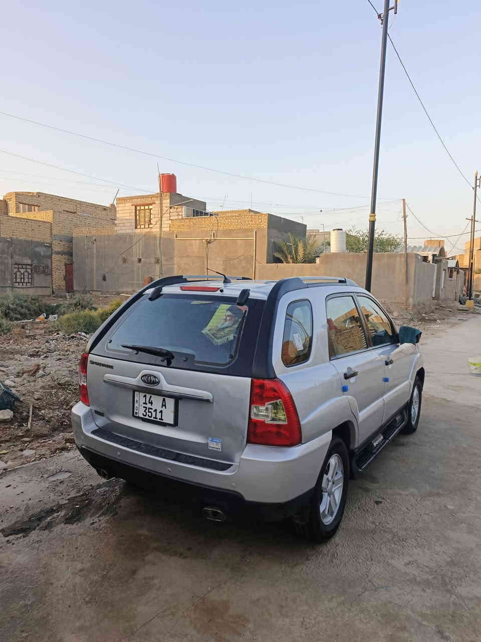 سلام عليكم سبورتج 2009 خليجي السياره بيه بارد بل الجنطه والباقي كفاله السياره جاهزه تخم تاير حداديه  بسمي تحويل ثاني يوم  سعر 125 او بيه مجال مكاني ناصريه سوق الشيوخ ***********
