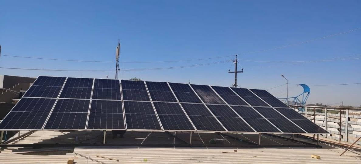 ☀️ تم تنصيب منظومة طاقة شمسية متكاملة – 50 أمبير (ليلي / نهاري)
استمتع بالكهرباء المستمرة مع منظومة عالية الكفاءة تضم أفضل المكونات:

✅ انفيرتر Growatt Hybrid بقدرة 12KW عدد2
✅ بطارية LVtopsun سعة 32KW عدد2
🔋 حتى 8000 دورة شحن وتفريغ
✅ 10 ألواح  LONGi Solar x10 عالية الكفاءة

⚡ تشغيل مستمر نهارًا وليلاً.
⚡ أداء قوي واعتمادية عالية.
⚡ مناسبة للمنازل والمشاريع والمحلات.

📞 تواصل معنا الآن عبر ارقامنا الموجودة في الصفحة لمعرفة السعر والحصول على أفضل عرض أو زيارة مقر الشركة / حلة /شارع ٦٠ /  عامود ٢٧٣/ مجمع الزمردة الطابق الأول 
الجودة، الأداء، والضمان... كلّها في منظومة واحدة.


**إذا كنت صاحب هذا الإعلان وتريد حذفه لأي سبب، رجاءا أرسل رسالة إلى الدعم الفني**