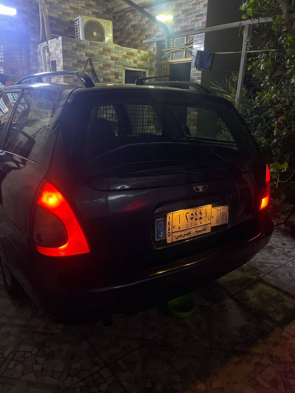 السلام عليكم دايو نوبيرا موديل ١٩٩٨رقم القادسية محرك گير حداديه نضيفه غرفه نضيفه تبريده عوزه فقط راديتر وشحن غاز مكان السيارة النجف 
السعر ٤٠وبيه مجال للاستفسار أتصال***********
