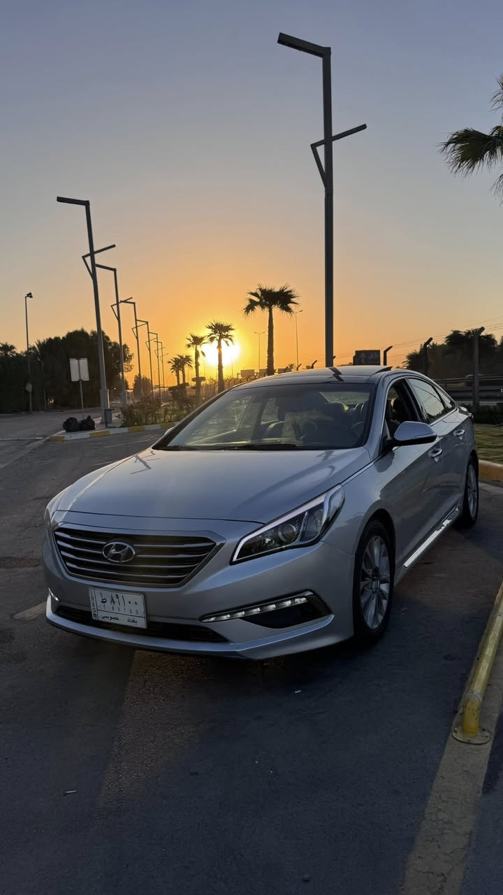 سلام عليكم
سوناتا 2015 Limited

للبيع سوناتا 2015 امريكي مكينة 2400gdi فووول مواصفات للأخير 

مواصفات:
بانوراما
بصمة تشغيل 
بصمة ابواب
خزن ميموري
رادار 
نقط عمياء
سستم سماعات 
اشاير بالمري 
مري قلاب عند البگ
لايت زنون
كشن جلد 
كشن كهرباء 
كشن تدفئة تبريد
تبريد قطعتين 
تدفئة بالستيرن
كرور مثبت سرعة
بردات بيبان بلاديه
شاشه كار بلي 
نظام التوقف عند الرجوع
3 انظمة قيادة ، نورمال ، ايكو ، سبورت 
تحكم ستيرن جهتين
دواخل جلد وصاج بلاديه
 
حادثها بنيد مصبوغ وجاملغات مبدلات يعني 3 قطع وبيها بارد بجاملغ الورا وصور الحادث موجودة بالمنشور
 
السعر 135$ 
رقم ***********
