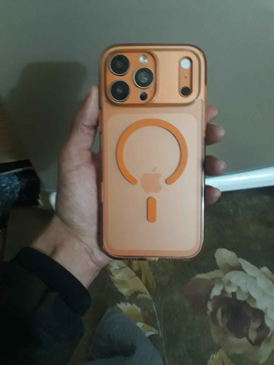 ايفون 17برو ماكس اوربي ذكرته 512 مابي ختلف هوه وال اصلي  سعرها 125مكاني كركوك حي النصر   *********** كركوك, العراق
