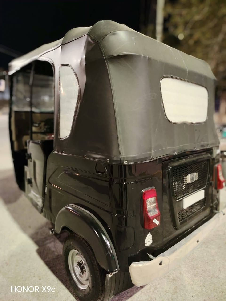 سلام عليكم
تكتك زيرو 24 اوراق معرض رياض تحويل وصل مباشر 

كفالة عامة مكينة وكشر 

عنوان واسط قضاء الحي 
السعر 9 وربع ويهة مجال حك جية 
رقمي ***********
