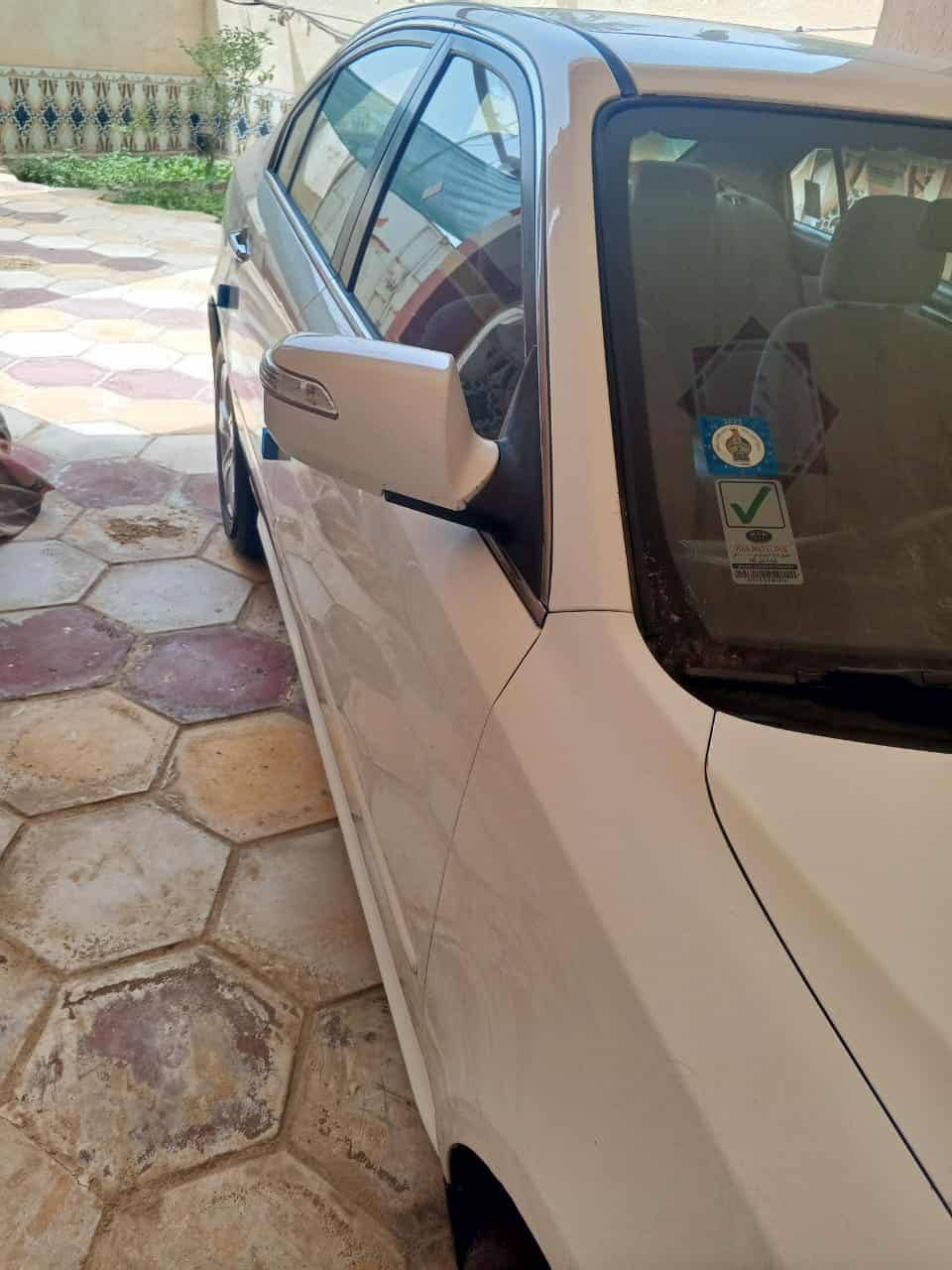 من رخصة مدير لكروب لبيع لمكان سوق الشيوخ سياره بسمي رقم بصره مكفول *********** سعر 133
