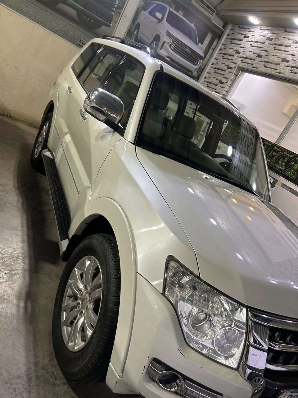 سلام عليكم باجيرو 2019 ماشيه 60 الف  جديده حيل رقم اربيل كفاله عامه مكانها بابل ب211 و بيها مجال للاستفسار:- ***********
