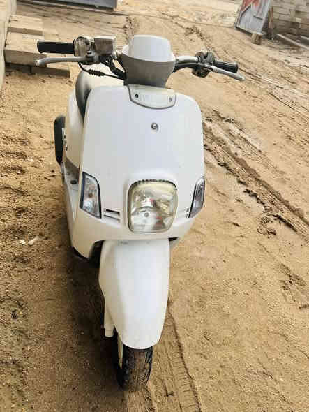 بوليس كابريتر قبل 10 ايام طالعه من الحاويه حتى المكاتبه موجوده 
كلها مختمة بلاااااد 
سعر 1.200 
القرنة الثغر
التواصل *********** واتساب
