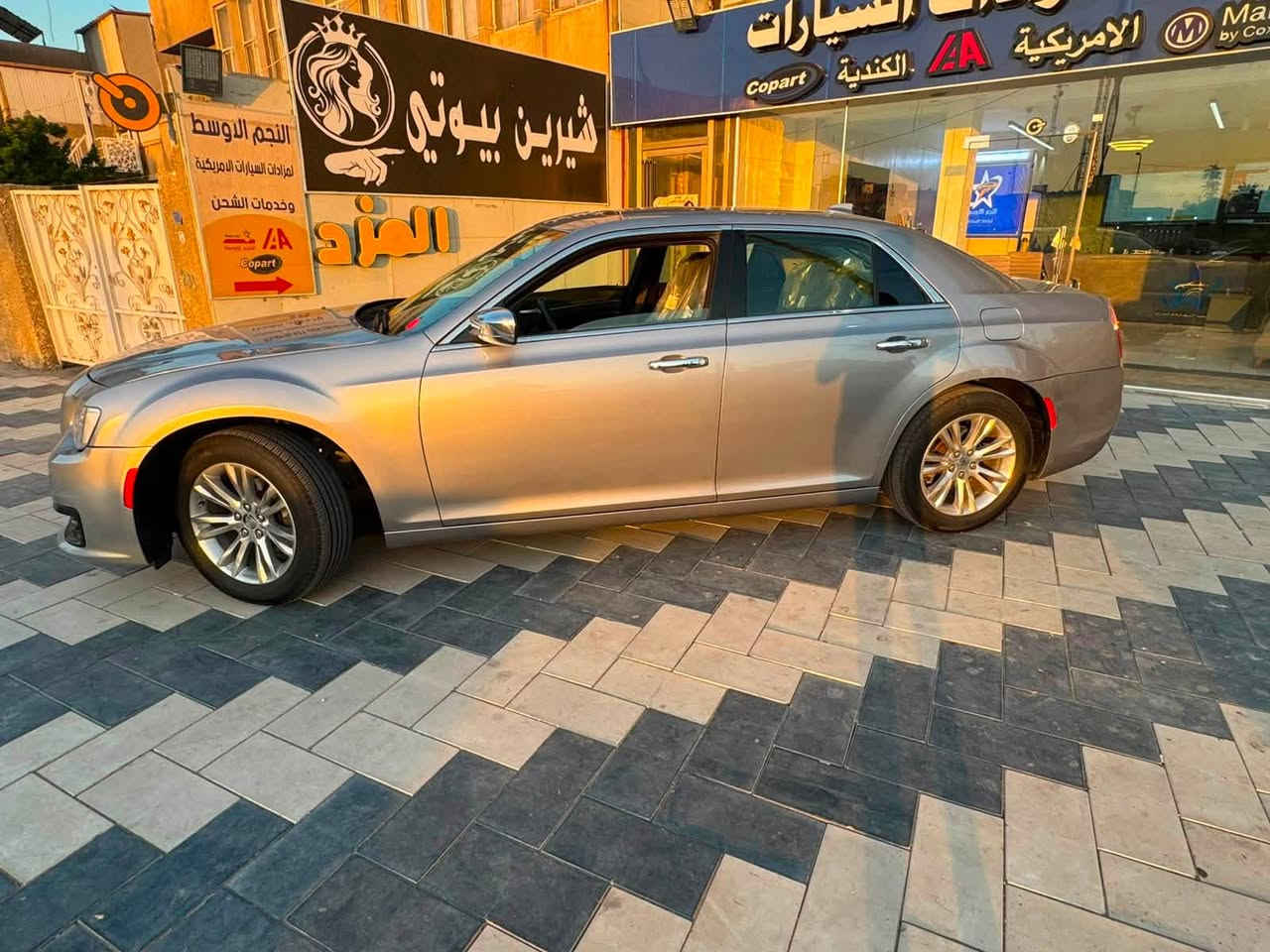 كلايسلر اوباما C2016 دخول جديد كتاب ضباط
رقم صلاح الدين معروفه مواصفات ال C

تجي فول من بونراما وبرده خلفيه وخزن كشنات الجلد 

وغيرها مواصفات السياره بدون ضربه 

سرقه جاملغ ودعاميه 

بيه صبغ بنيد وجاملغ لان اجه غير لون من اميركا 

السياره جاهزه للاخير لايت زنون ويل مكسيكي تخم تاير جديد 

حداديه وغيره مابيه نقص تراي حلو كلش 

ماشيه 160الف 
 

مستلم سنويه ومرقمه فقط لوحات ع تحويل للمشتري اثبته

مكاني بغداد زيونه 

***********

— في ‏زيونة : Zayouna‏.
