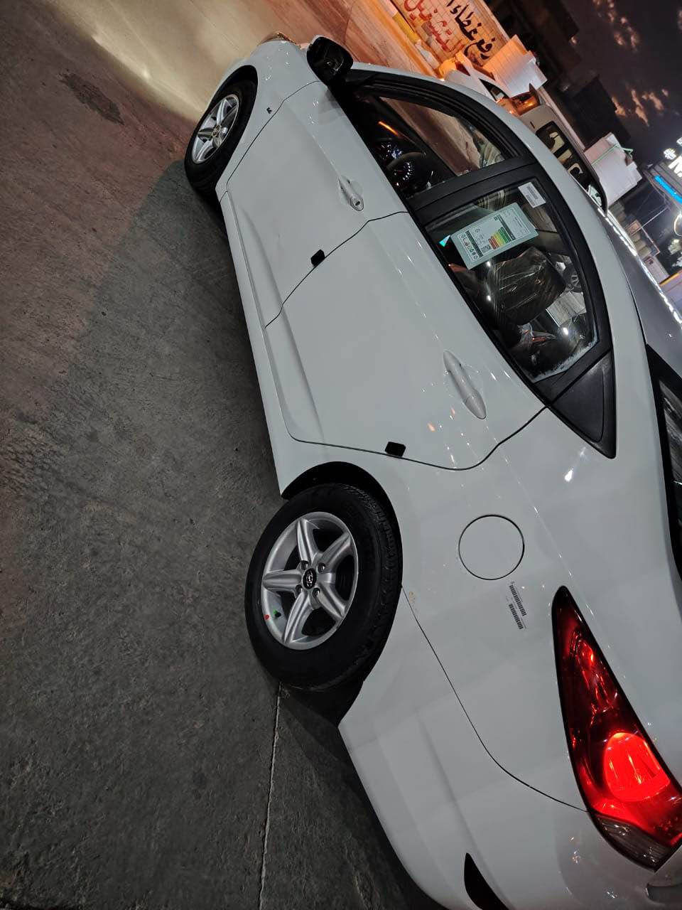 مرحبا اكسنت موديل 2013 مكفوله ضربه وتبديل وصبغ مكينه وكير كفاله محرك 1600 قطرتين سياره جاهزه اي نقص ما بيه رقم. بصره سنويه 2028 سياره كله على بلاد سعر 93 وبيه مجال رقمي *********** اتصل وتدلل 🌹 البصرة, العراق
