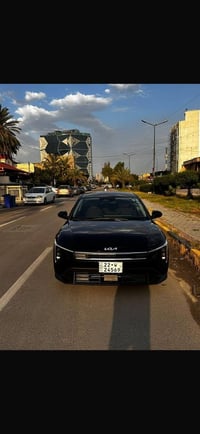 كي فور 2025 بدون ايرباك محرك 2000 دوش  بوضع زيرو ماشيه 9 الف   مواصفات...