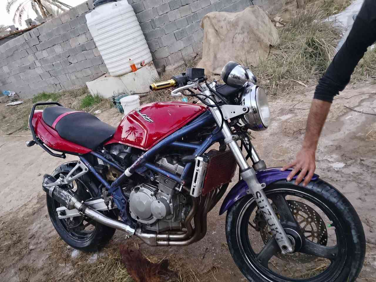 بانده ربع للبيع كهربايات معمره محرك ما مفتوح بي برغب دراجع نقصه دوست بريك وره تفاصيل خاص (***********
