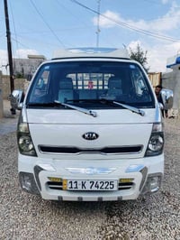 كيا حمل 2017 سياره نضيفه البابين بيهم صبغ ربع او اقل صبغ محرك كير شاصي...