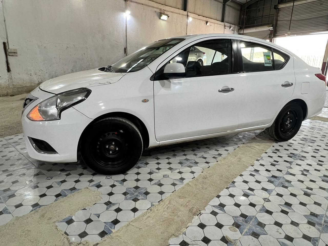 السـلام عـليكم نيسـان سـني ٢٣ مـعوقين
سعرها ١١٨ وبـيها مجـال بسيط وكـتاب الفحص موجود بالصـور العنـوان نـاصريه مركـز  ***********
