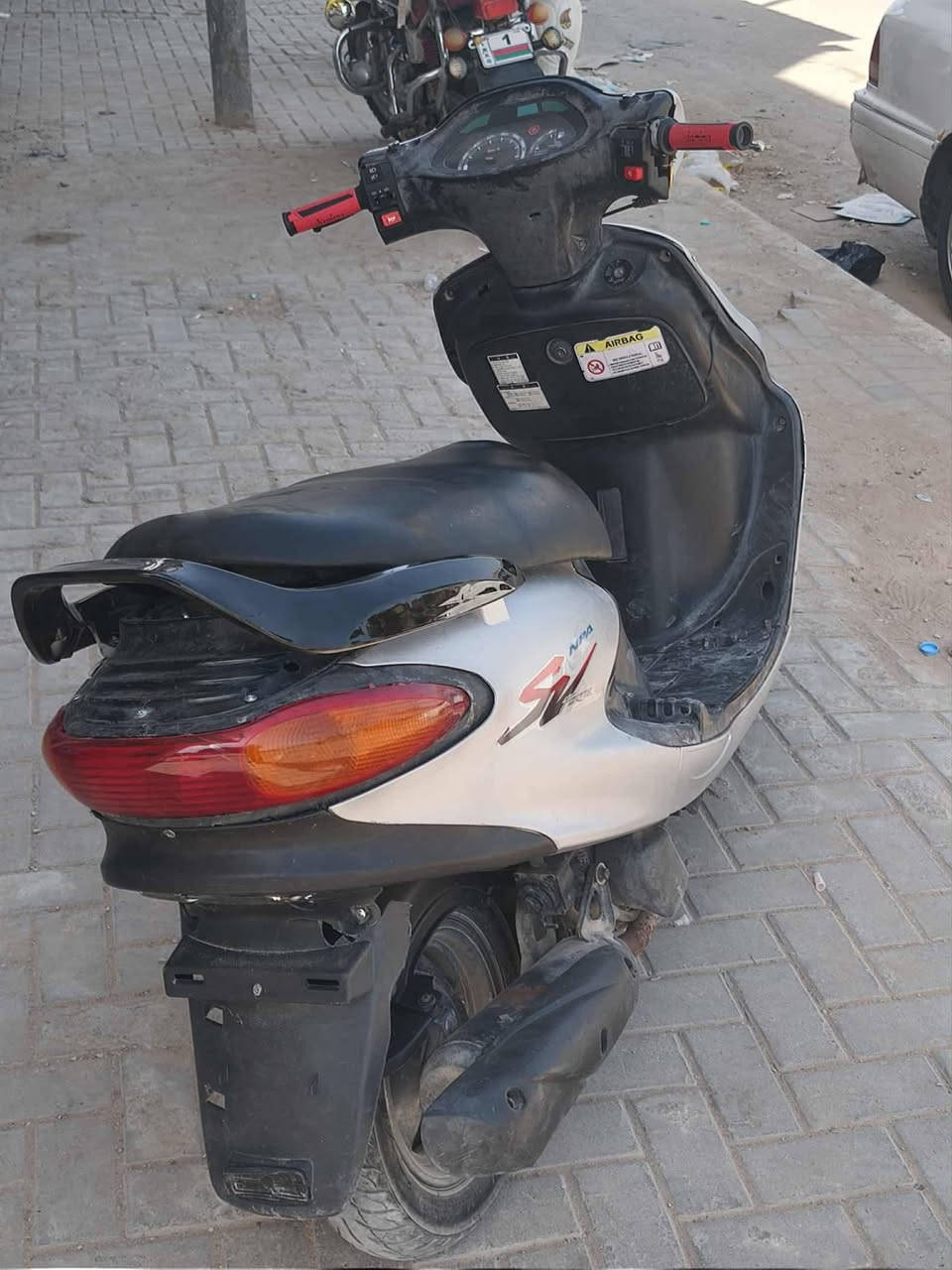 السلام عليكم ورحمة الله وبركاته
دراجة دولفين للبيع/ تشتغل سلف وهندر ، كهربائيات كاملة شغالة ، مكينة ناعمة ، كابريتر حاويات ، باتري جديد ، كتف شحن باتري جديد ، الشراي يدخل خاص او يتصل على الرقم *********** / مكاني شامية~صلاحية~مهناوية
