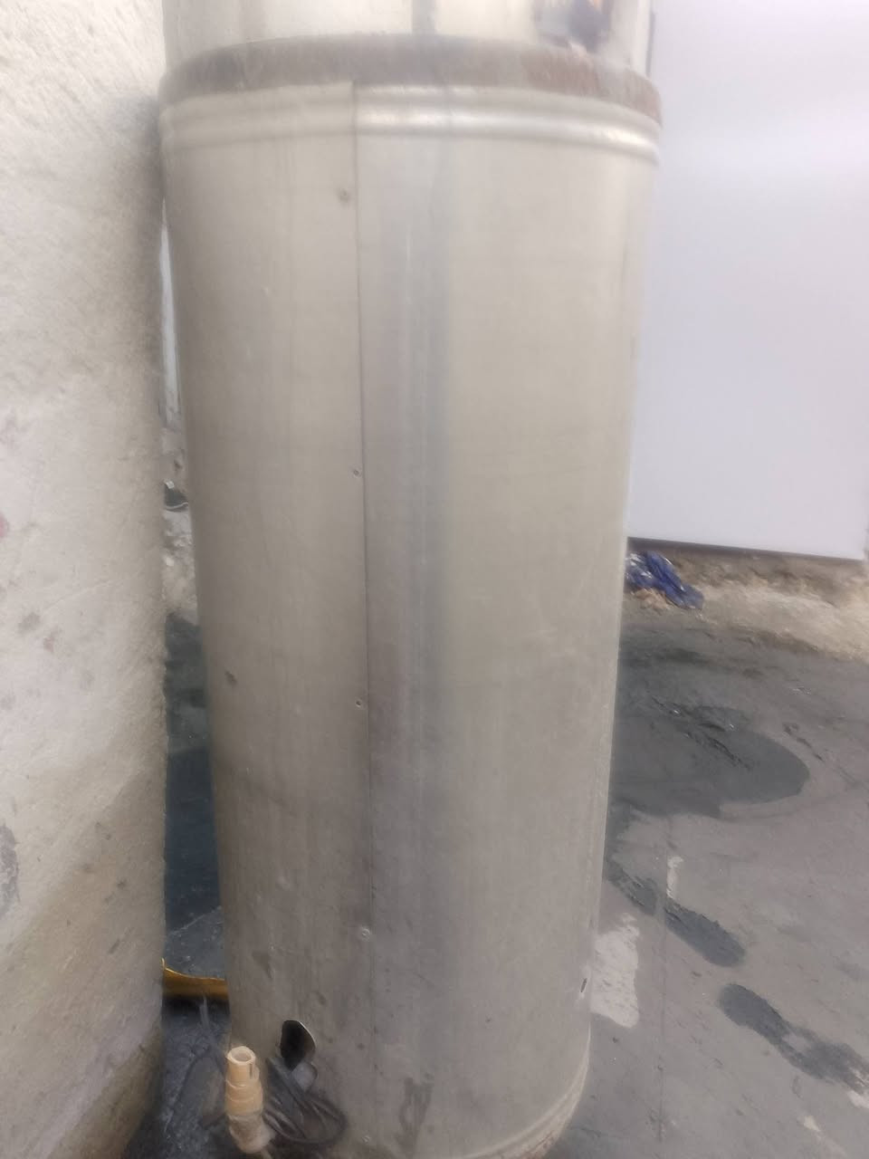 السلام عليكم عندي غراض بيت للبيع تانكي كبير بلاستك 
كيزر دبل كبير 
اوفن كهربائي


**إذا كنت صاحب هذا الإعلان وتريد حذفه لأي سبب، رجاءا أرسل رسالة إلى الدعم الفني**