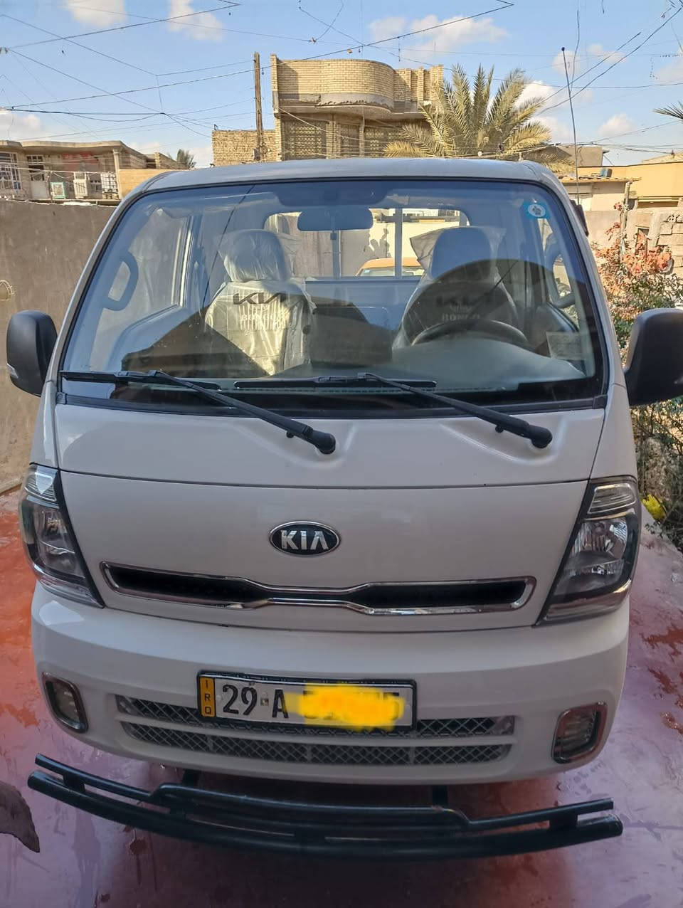 السلام عليكم كيا حمل 2021 رقم واسط بسمي
سياره مكفوله لا حادث ولا صبغ فقط بارد شويه بلغد ..
گير مكينه خير من الله . تخم تاير حداديه كله جاهزه 
السعر… 135 وبيه مجال
 العنون .. بغداد 
رقم هاتف.. ***********
