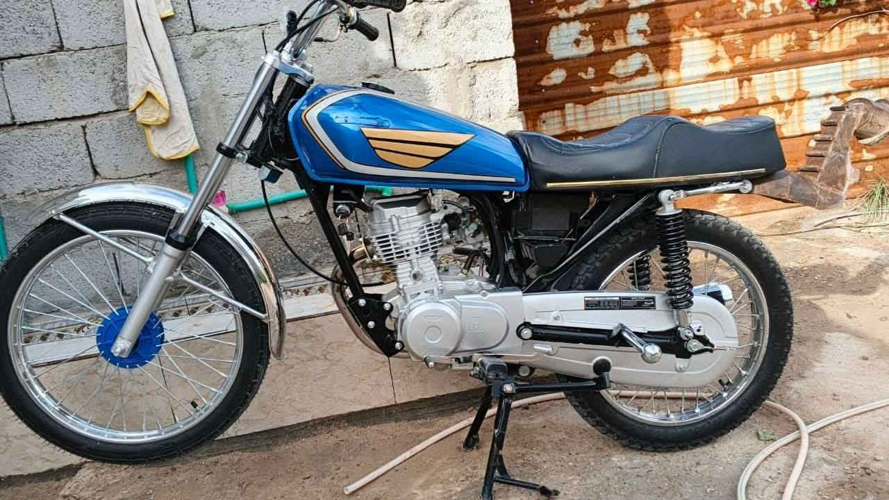 السلام عليكم دراجه ام عمره 25 السعر بلاش اوراق اصولي متوازع البيع مالتها سعرها 300  مكان بابل كفل اتصال على الرقم***********
