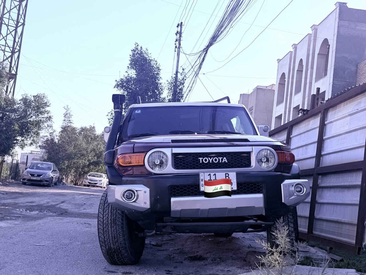 FJ CRUISER 2008
سيارة بلادية مواصفات ( دفع رباعي ، 4 شمسيات ، كاميرة ، شاشة ، حساسات ، بجم كامل زينون …..)
رقم بغداد الدولي ( سنوية وهزة جديدة )
كير ومحرك مكفولات والفور ويل شغال
بيها قطع صبغ اعتبرها حزام السيارة 
شواصي ودواخل مكفولة 
السعر 133 ورقة 
للاتصال ***********
بغداد - السيدية
