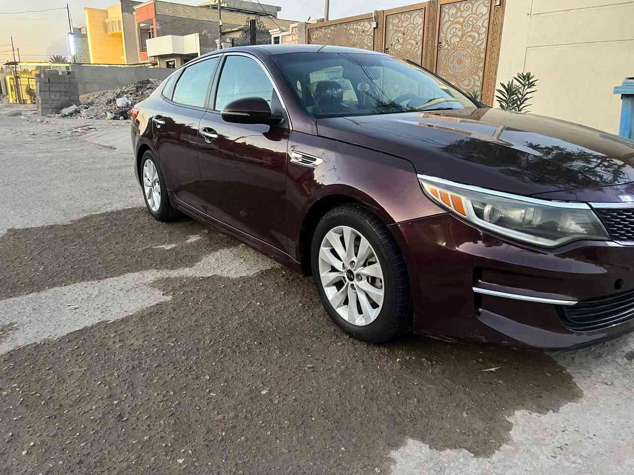 ٢٠١٧ رقم أربيل مواصفات عاديه 
مكينه كير صدر تبريد مكفول 
حادث جاملغ و بنيد بدون دواخل و بل عراق قلق جنطه 
اشاير بل مري شاشه زغيره 
مكان السياره الدوره حي الصحه 
***********
السعر ١٢٣ وبيه مجال
