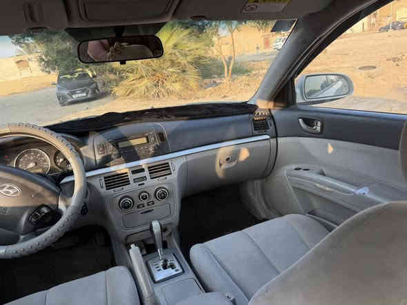 سلام عليكم سوناته ٢٠٠٨ امريكيه حادثه جاملق امامي بدون دواخل وبيه رشات صبغ  ابيع حزام  تخم تاير حداديه سياره جاهزه من كلشي رقم بغداد نكليزي سعر ١٠٠ وبيه مجال اي ستفسار ***********
