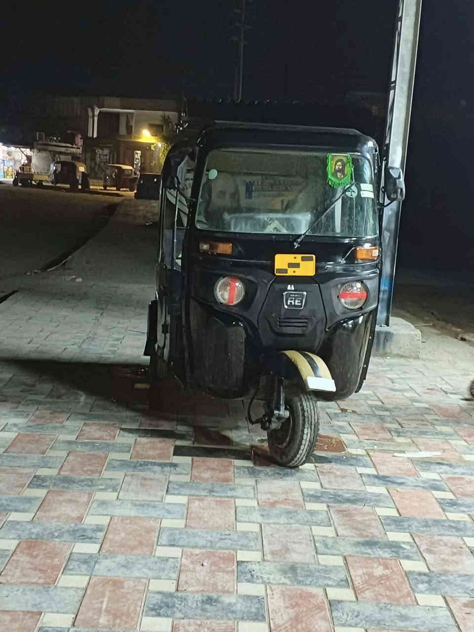 سلام عليكم تكتك البيع كفاله عامه فقط  بس خياسات الباقي كفاله عامه رقم بصرر تحويل ثاني يوم شراي تعال خاص هاذه رقمي ***********مابي وتساب
