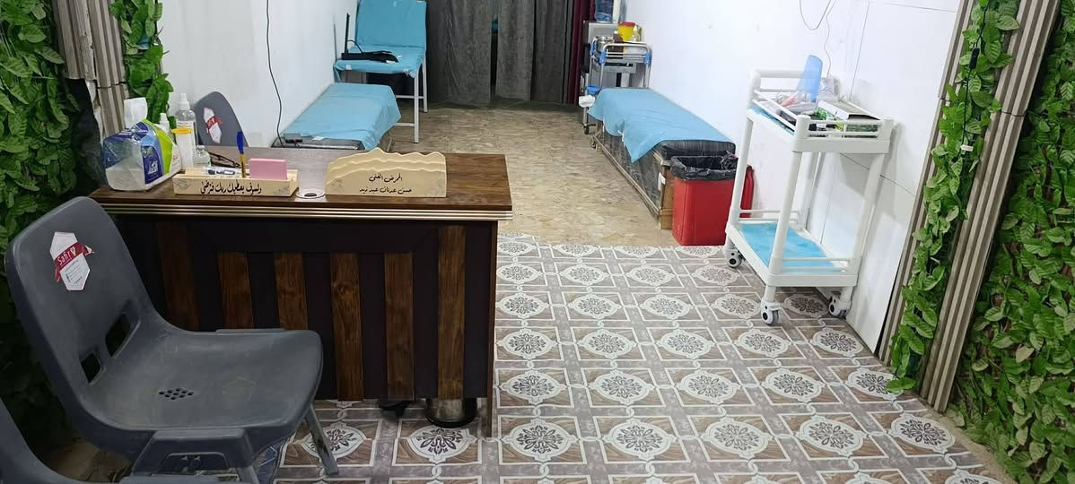 🏥✨ عيادة الشفاء التمريضية ✨🏥

راحتكم… عنايتنه ❤️خدمات تمريضية متكاملة بأيدي كادر محترف وخبرة عالية نقدم لكم الرعاية والدقة والاهتمام على مدار اليوم 🌟

💉 الحقن بأنواعها ( العضليه - الويديه - تحت الجلد ) بأفضل معايير التعقيم 

🩺 تركيب الكانيولا لكافة الأعمار 
💊 إعطاء العلاجات والمغذيات
🌡️قياس العلامات الحيويه ( الضغط والسكر والحراره والنبض ونسبة تشبع الأوكسجين ) 
👂تثقيب الاذان 
🩹ضماد وخياطة الجروح وتضميد 
الحروق 
🗣️تبخير
🧑‍🦽تجبيس الكسور 
🧓رعاية كبار السن 
💉سحب عينات الدم (سحب عينات الدم في المنزل )

🏠 كل هذا وخدمة #التمريض_المنزلي متاحه 24 ساعه   ( رعايه تمريضيه شامله في راحة منزلك ) لكافة أحياء قضاء الشاميه 

...وكذلك متوفر داخل العياده 👩‍⚕️ #كادر نسائي مختص

👭متوفر مكان مختص للنساء وبخصوصيه تامه للمريض  

⏰ساعات العمل متواجدين طيلة أيام الاسبوع من الساعه 3 عصرا الى الساعه 12 ليلا 

العنوان
📍 الشامية – الشارع العام – مقابل منطقة سيد رافع مجاور الدلال 

📞للاستفسار والتواصل واتساب معنا 
الممرض الفني حسن عدنان ***********

عيادة الشفاء التمريضيةثقتكم بين إيادي أمينة 🤍

👈علما أن 
متوفر صيدليه مجاور العياده التمريضية 
من بريد الصفحه
